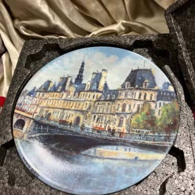 L Hotel De Ville de Paris Porcelain Collectors Plate 