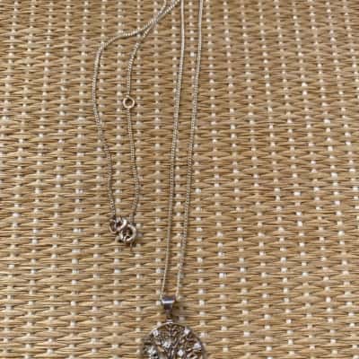  Womens Necklace / Pendant 