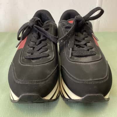 Calvin Klein 'Coretta' Platform Sneakers – US 9.5 – Black & Red