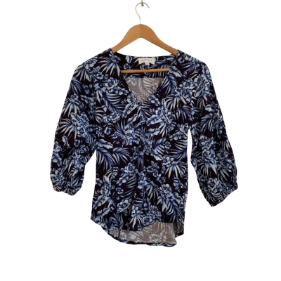 Witchery Womens  Size 8 3/4 Sleeve Top / V-Neck Top Black  / Blue / Floral / White 