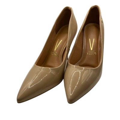  Womens  Size 38 Heels Nude 