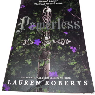 Powerless - Lauren Roberts - Fantasy