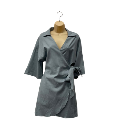  Womens  Size 8 Wrap Dress St Marlo mint colour