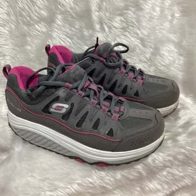 Skechers-Shape ups-US6