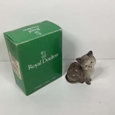 Royal Doulton RARE Grey cat 