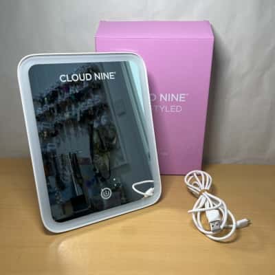 Cloud Nine Vanity Mirror - Working