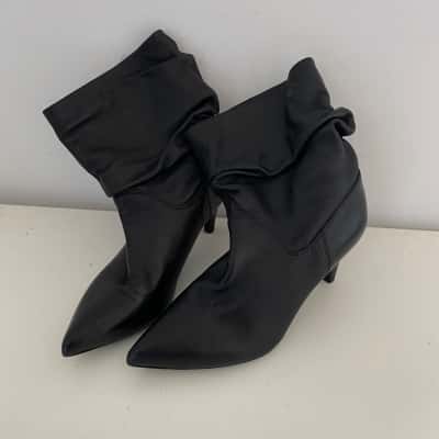 Unisa Black Leather Heels Boots Size 39 