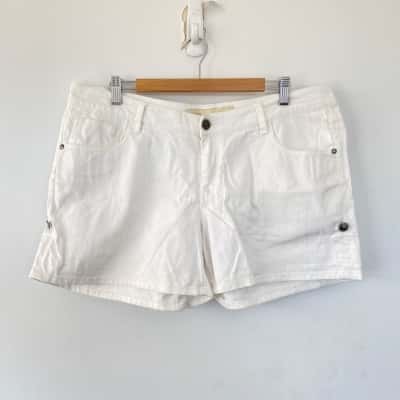 Just Jeans White Denim Shorts Size 14 