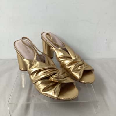 Gorman Womens  Size 41 Gold elastic back round heels 