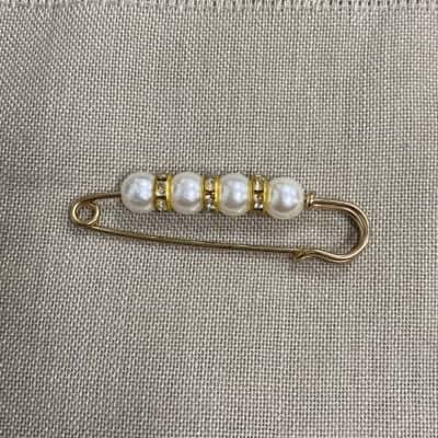  Womens Gold Tone Faux Pearl and Diamanté Safety Pin Brooch 