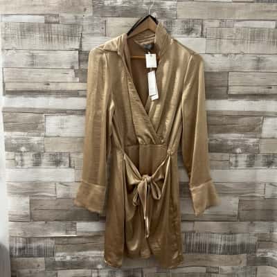 Tokito Womens  Size 14 Gold Robe