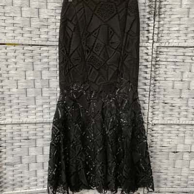 White Suede Womens  Size 8 Maxi Skirt Black  