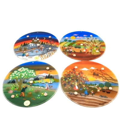 Pettis Studio Glass Melbourne Decorative Flat Glassware x4 - See Pics For Design Detail - 20cm Diameter - Felt Pads Added To These Items, Can Be Used As Decorative Table Place Setting  (brica shelf)