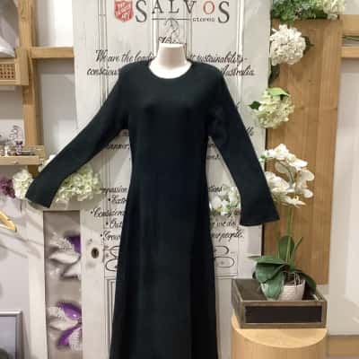 Eb & ive Brand! BNWT RRP $89.95!! THE MERANO KNIT MAXI DRESS! WOOL BLEND CHARCOAL COLOURED KNIT! Womens  Size L / M Casual Dress / Long Sleeve Dress / Maxi Dress Grey 