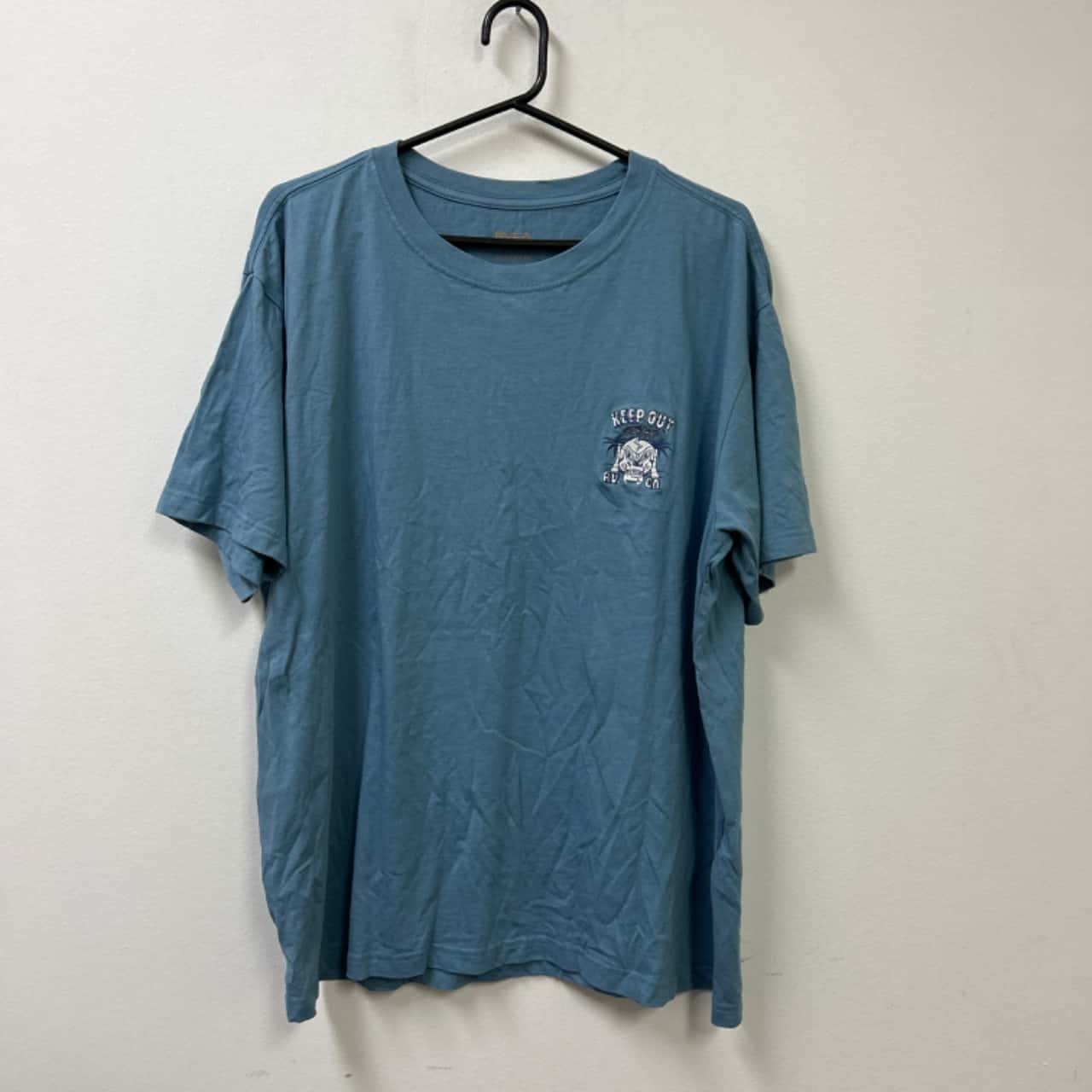 RVCA Mens Size XL Blue
