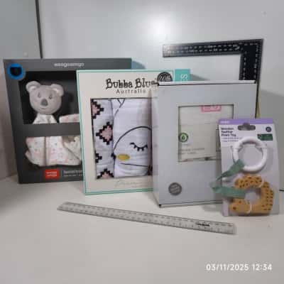 4pcs Newborn Babies Set As New PreOwned 