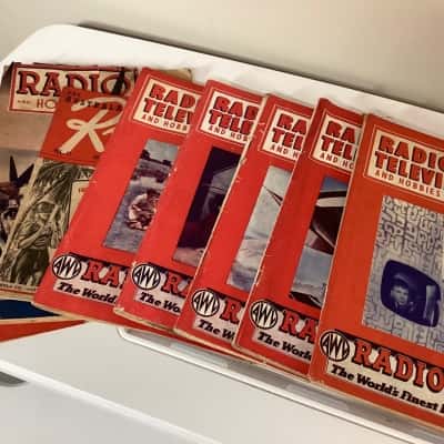 Bundle of 9 Vintage Australian Electronics Magazines (1946–1961) – Radio & Television, Hobbies Illustrated