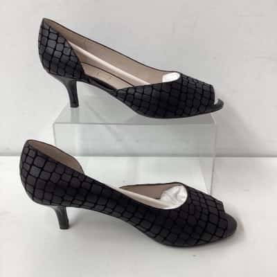 Scarlettos - Womens Heels Black  patterned 