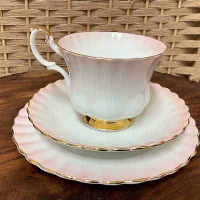 Vintage Royal Albert Rainbow 3 piece tea set, bone China England Teacup Saucer Cake Plate bone China England cheeky pink goldtone high tea birthday gift wedding present Christmas 