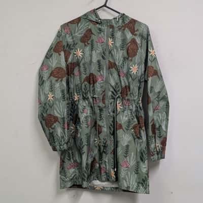 Princess Highway Womens Size M Green / Patterned Raincoat