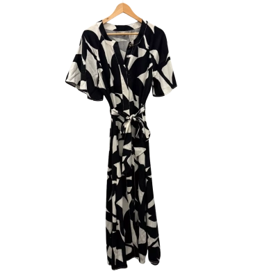 Veronika Maine Womens  Size 12 Black  / White 