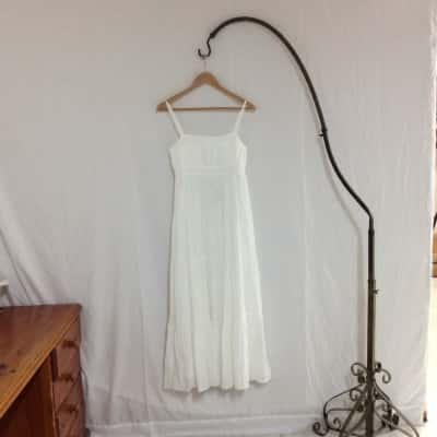 Mika & Gala Women's  Size 8 Casual Dress White 