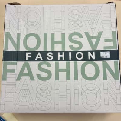 Fashion Womens  Size 37 Black  / White 