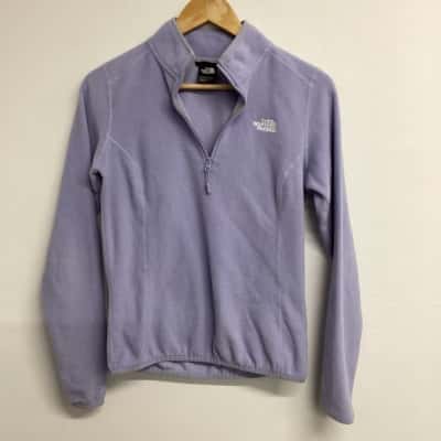 The North Face Womens  Size S Lightweight Fleece with neck zip