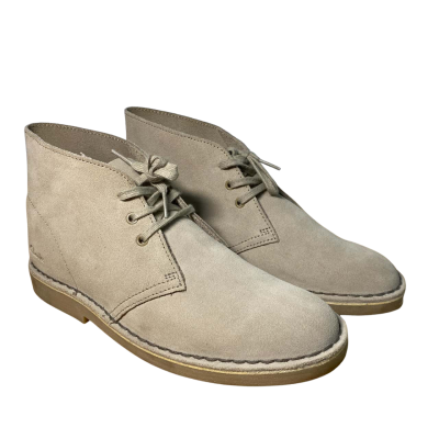 Clarks Women's Desert Boots Chukka Wheat Nubuck size 9.5 US