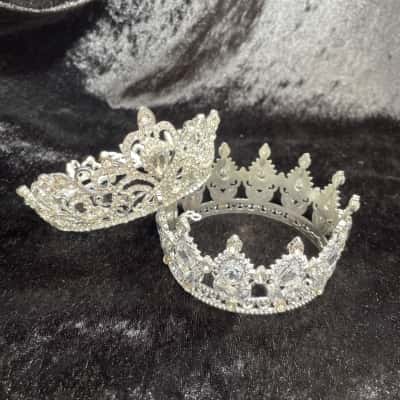  Kids Matching Prince & Princess Crowns.
