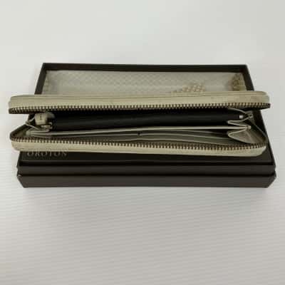 Oroton Womens Roche-Large Multi Pocket Wallet 