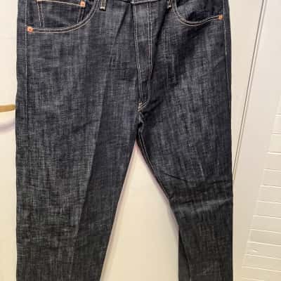 Levi Strauss & Co. Mens  Size 35 Straight Leg Jeans Black  