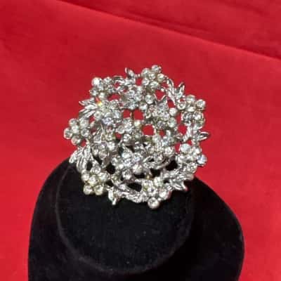  Women's Silver Tone Rhinestone  Brooch
