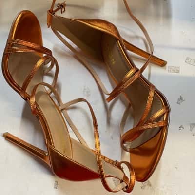 Siren Womens  Size 9 Heels Orange 