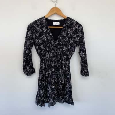 Decjuba Kids Black Pattern Long Sleeve Dress  Size 10 