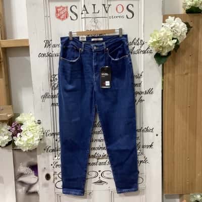 Levi Strauss & Co. Brand! BNWT RRP $$129.00!! Womens  Size 31 Boyfriend Jeans / High-Waisted Jeans Blue 