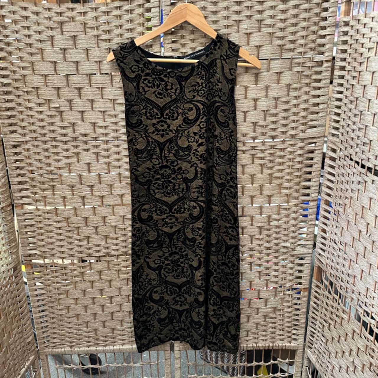 Ribbon Bouquet Midi Dress