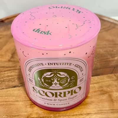 BNWOT Dusk Awstruck Collection - Scorpio Zodiac Design Candle