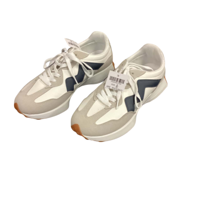 Wildfire - Aire white/Navy Size 9 Trainers 