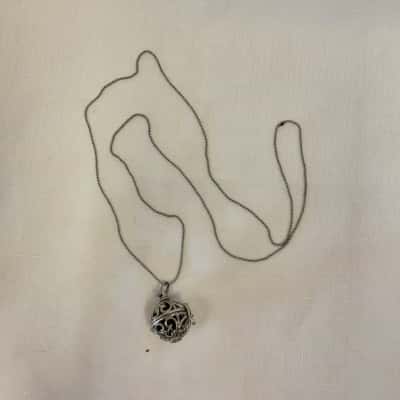  Womens Vintage Style Filigree Orb Cage Locket With Thin Ball and Necklace 
