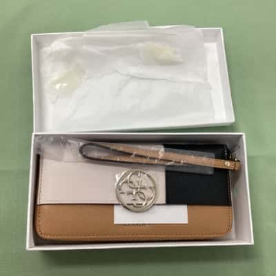 Guess Womens wallet