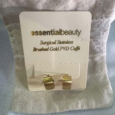  Womens Earrings Gold 