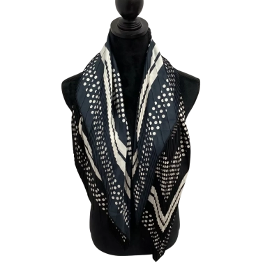 Womens Black & White Polka Dot Scarf 