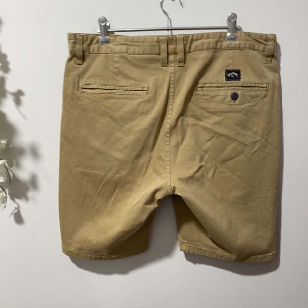 Billabong Mens Size 32 Shorts