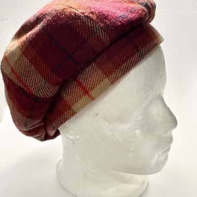 Vtg. Plaid Orange Tones Beret 