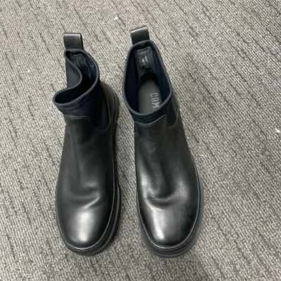 Camper Womens  Brutus Chelsea Size 10 Boots in Black Leather and textile