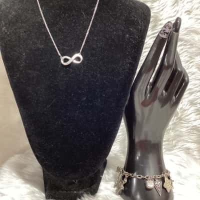  Womens Charm Bracelet / Necklace Other / Silver 