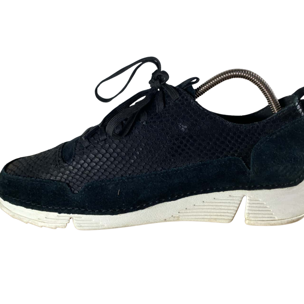 Clarks Womens Trigenic Suede Sneakers Size 6 / 8.5 Black / White