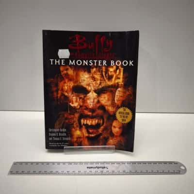 Buffy The Vampire Slayer The Monster Book Official TV Series Guide