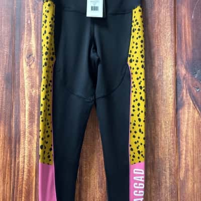 Jaggad Womens  Size M Leggings Animal print  / Black  / Pink  new 